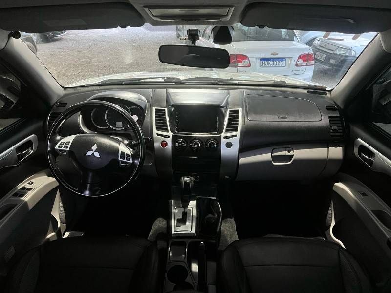 MITSUBISHI - PAJERO DAKAR - 2013/2013 - Branca - R$ 94.900,00