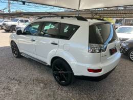 MITSUBISHI - OUTLANDER - 2011/2012 - Branca - R$ 64.900,00
