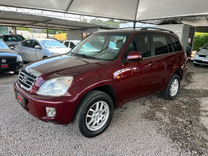 CHERY - TIGGO - 2012/2013 - Vermelha - R$ 32.900,00