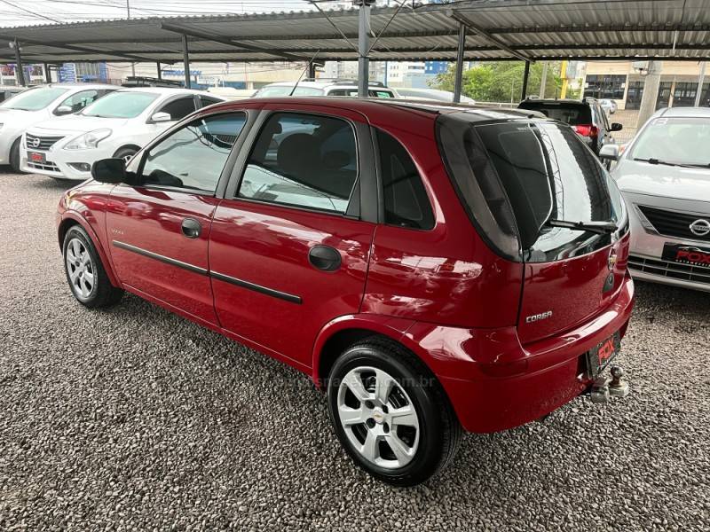 CHEVROLET - CORSA - 2009/2009 - Vermelha - R$ 26.900,00