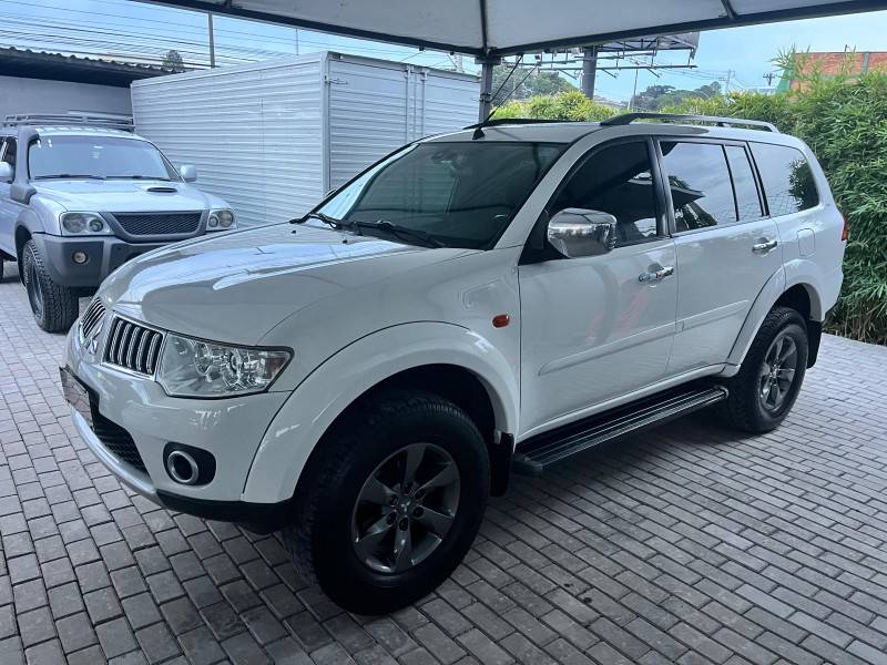 MITSUBISHI - PAJERO DAKAR - 2013/2013 - Branca - R$ 94.900,00